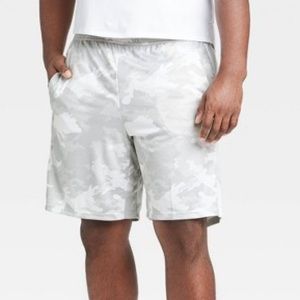 NWT 9" Train Shorts - All in Motion™